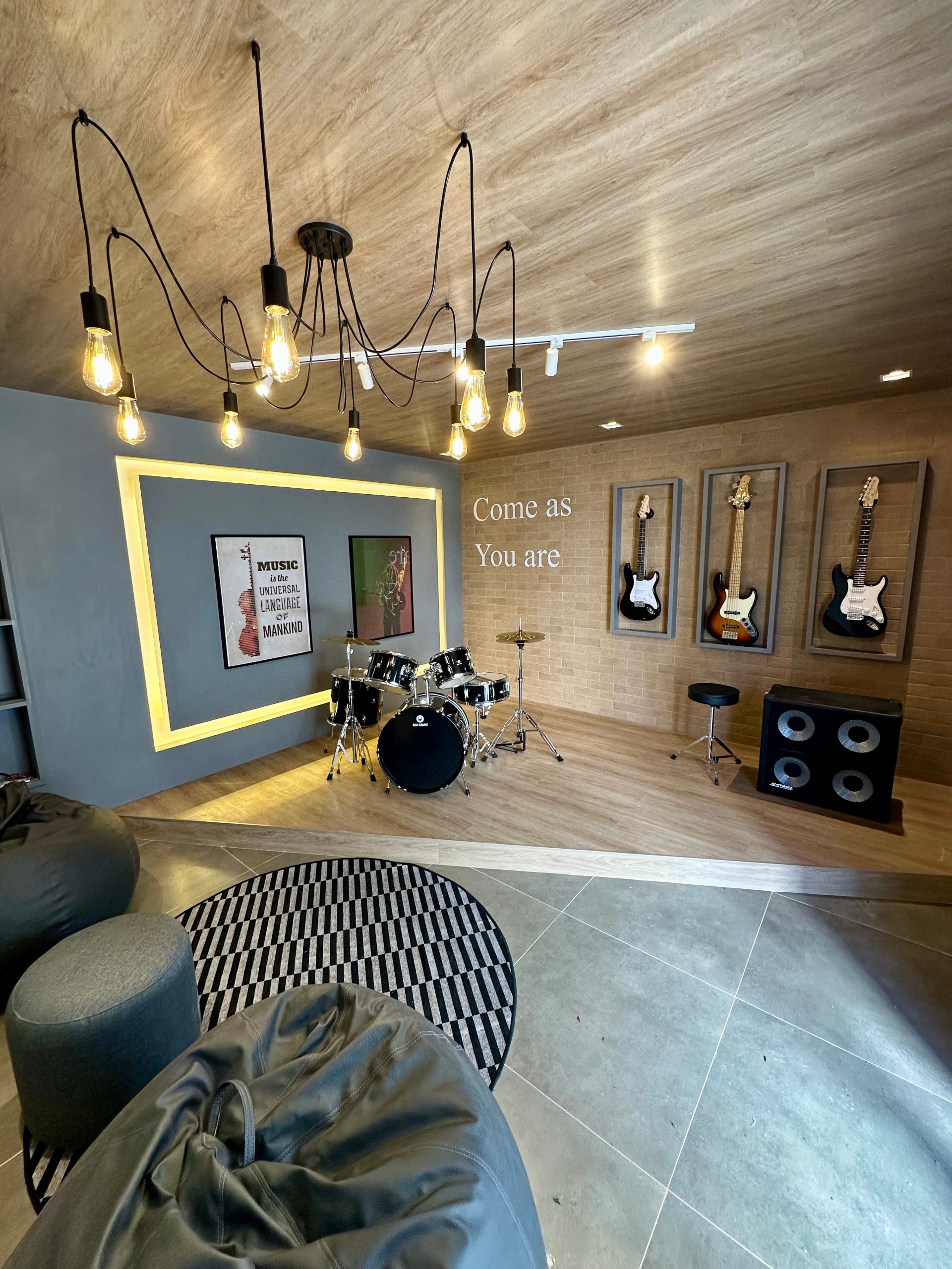 Garage Band